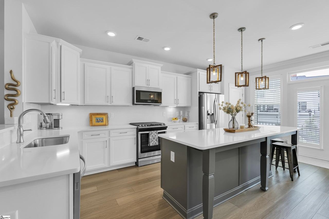 63 Millside Cir - Photo 6 of 32