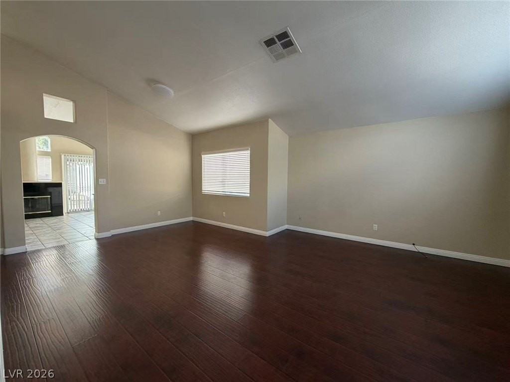 2015 W San Miguel Ave - Photo 2 of 11