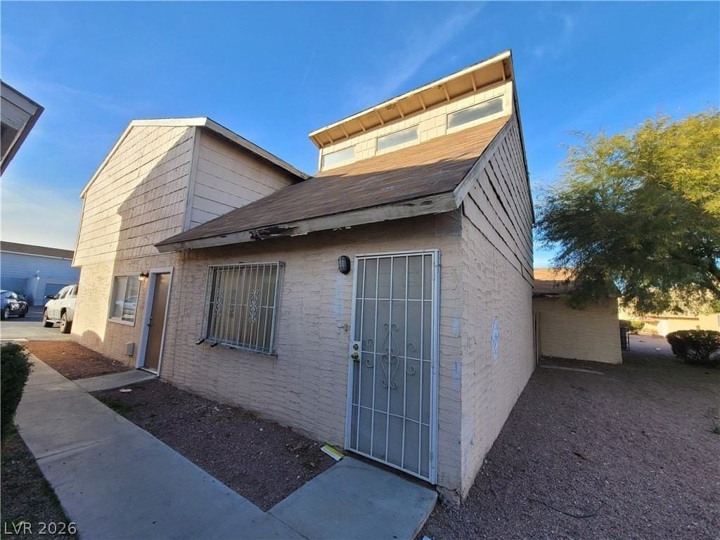 5126 Golden Ln #A - Photo 5 of 50