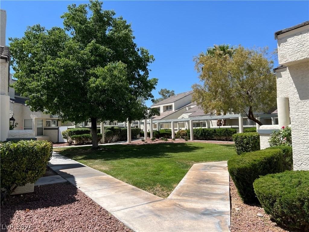 8940 Clairton Ct - Photo 6 of 50