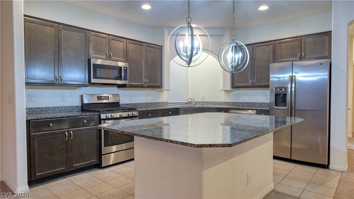 7122 Black Sage St - Photo 3 of 38