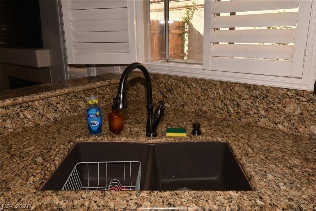 267 Westwind Rd - Photo 7 of 22