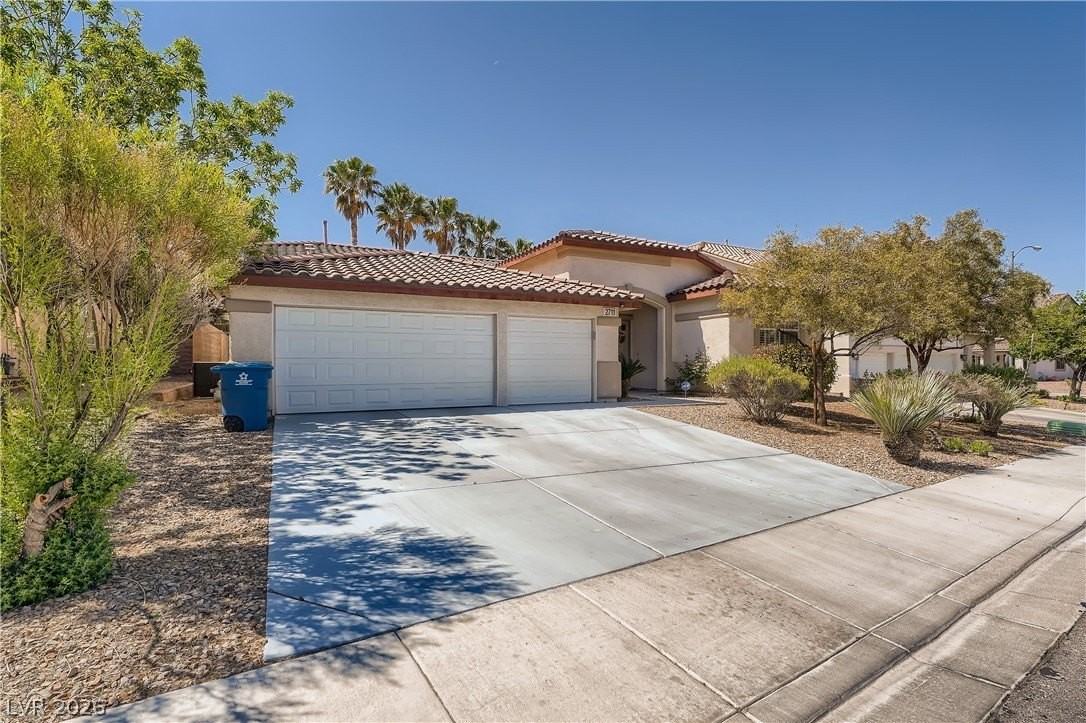 2711 Woodflower Ave - Photo 4 of 28