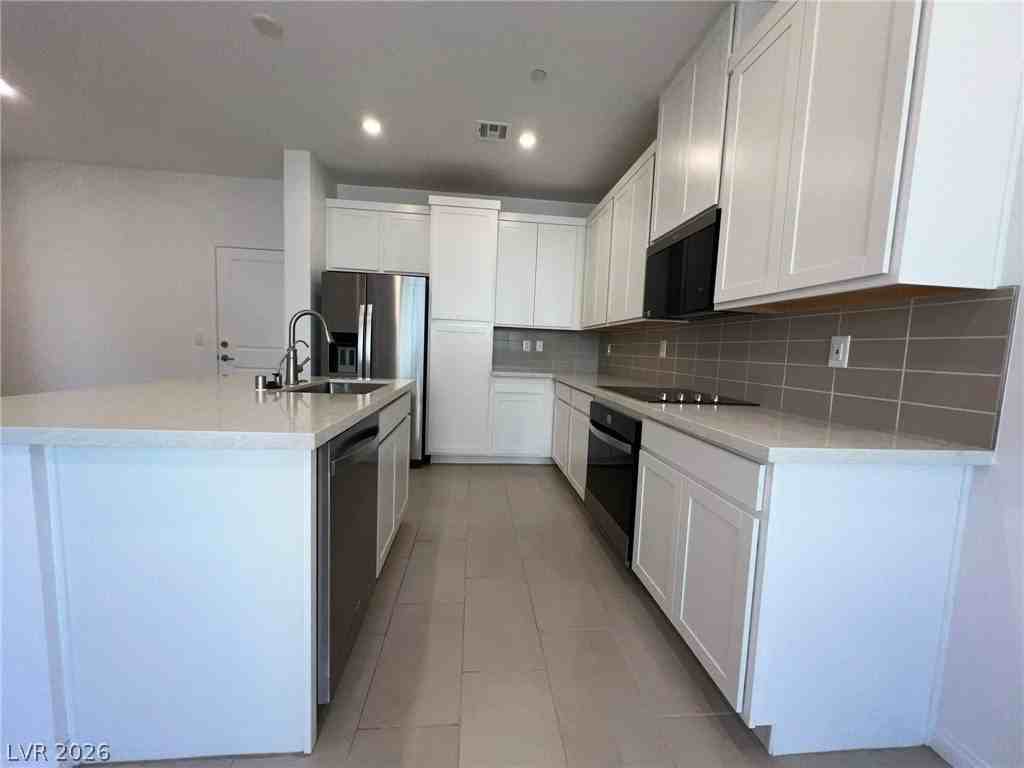 230 Wewatta Ave - Photo 3 of 19