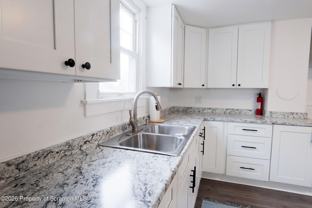 118 E Carey St - Photo 1 of 1