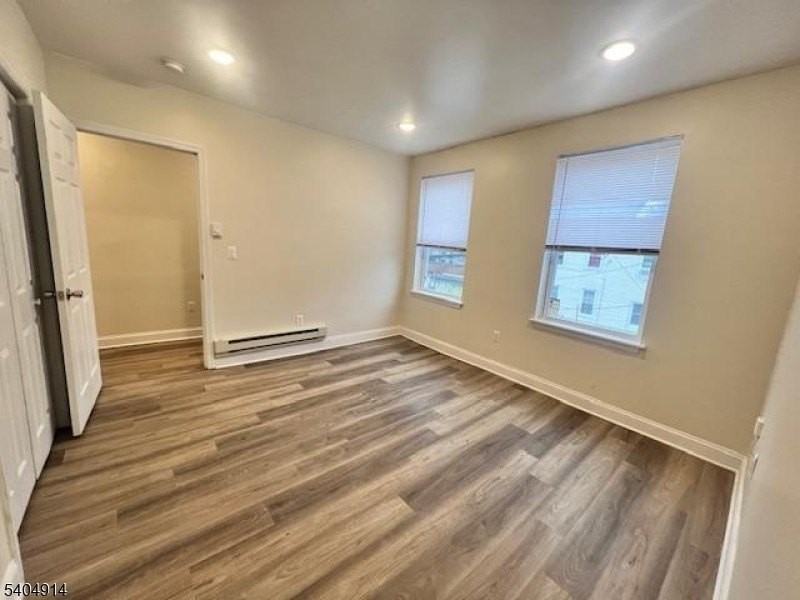 12 Seeley St - Photo 2 of 13