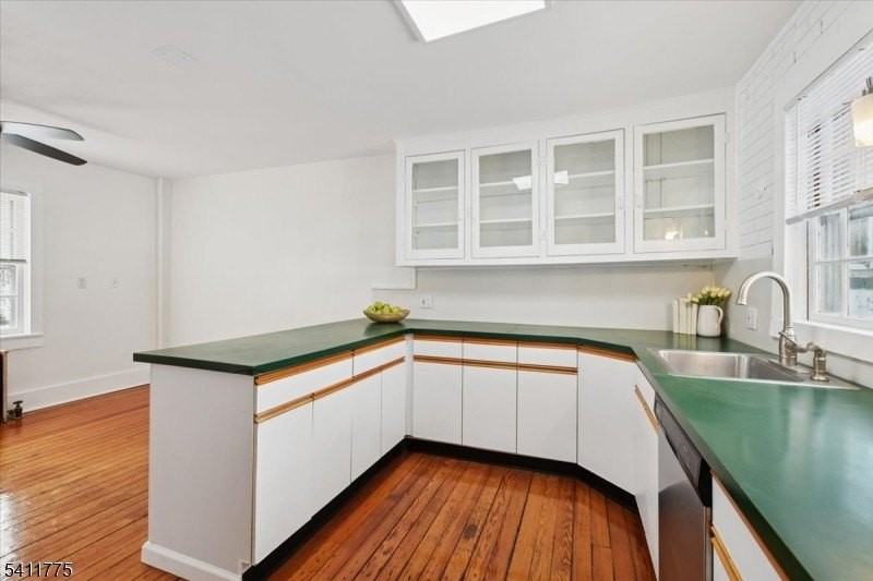 247 Liberty Corner Rd - Photo 3 of 18