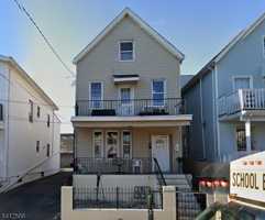 featured image of 606 S Park St #2