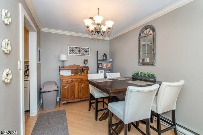 305 Federal Hill Rd - Photo 6 of 20