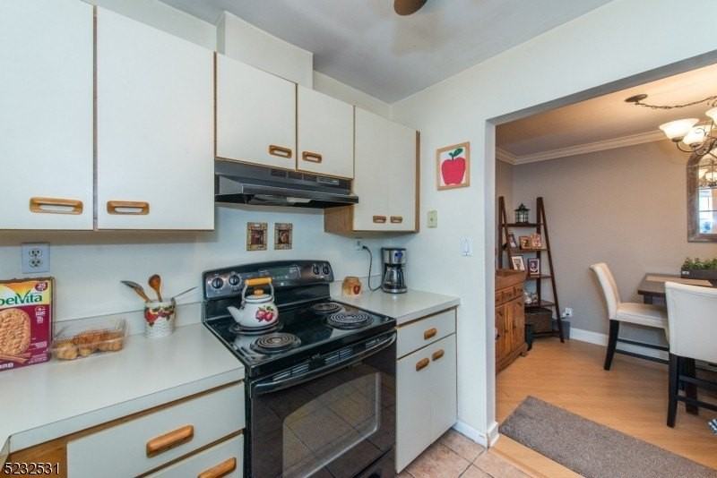 305 Federal Hill Rd - Photo 7 of 20