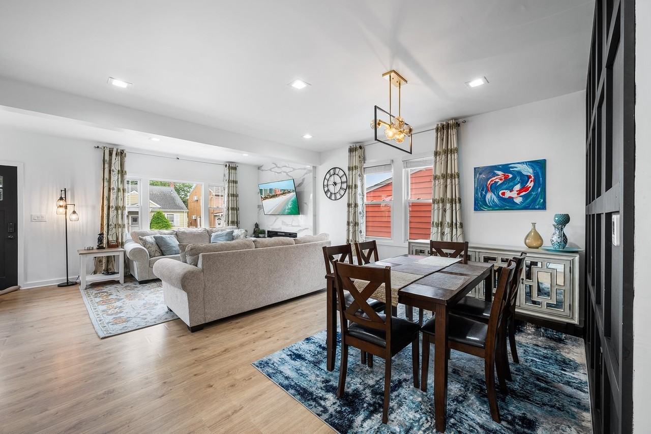 725 4th St - Photo 6 of 34