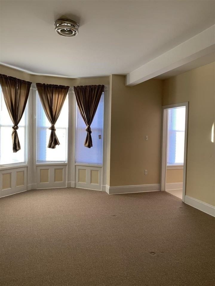 1306 Central Ave #2nd - Photo 5 of 10