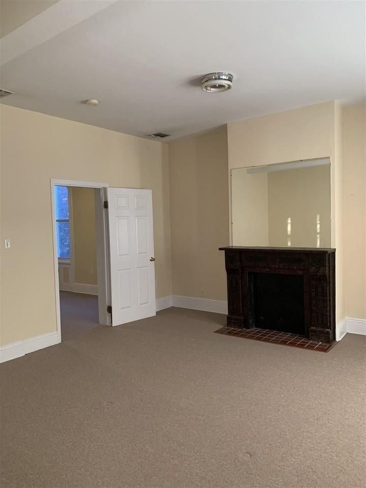 1306 Central Ave #2nd - Photo 7 of 10