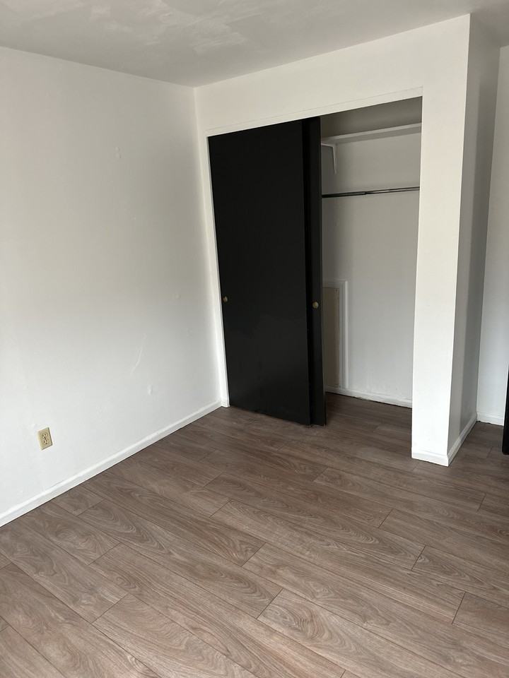 5271 Easkwick Dr. - 5201 #5201 - Photo 4 of 20