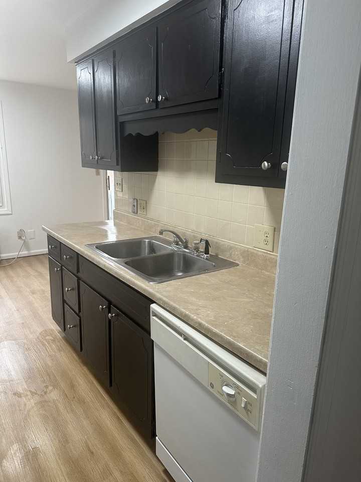 5271 Easkwick Dr. - 5217 #5217 - Photo 3 of 9