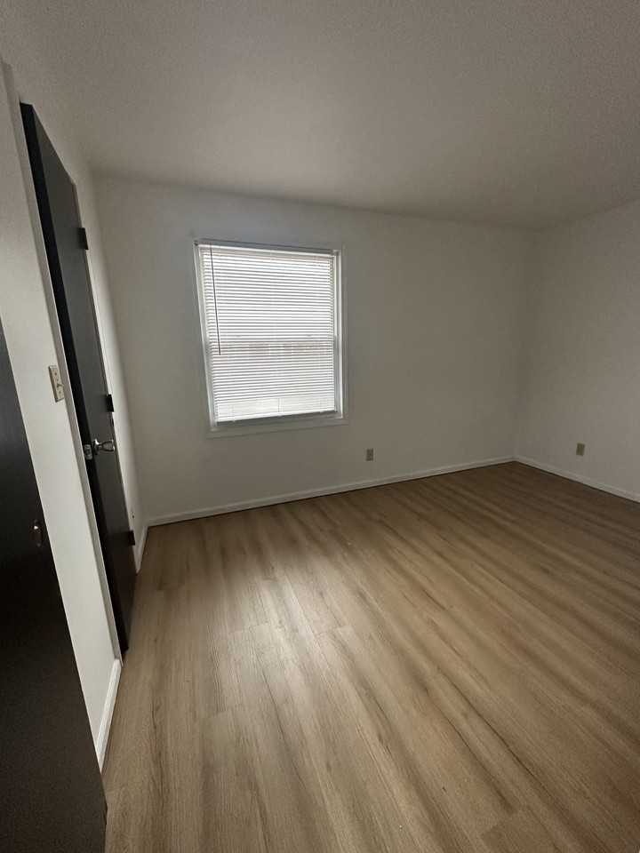 5271 Easkwick Dr. - 5217 #5217 - Photo 6 of 9