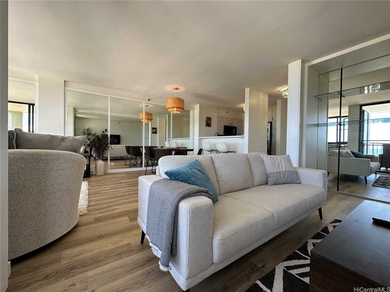 322 Aoloa St Apt 1711 #1711 - Photo 2 of 23