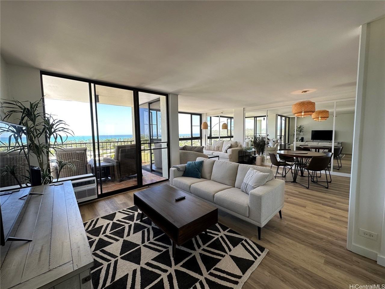 322 Aoloa St Apt 1711 #1711 - Photo 4 of 23