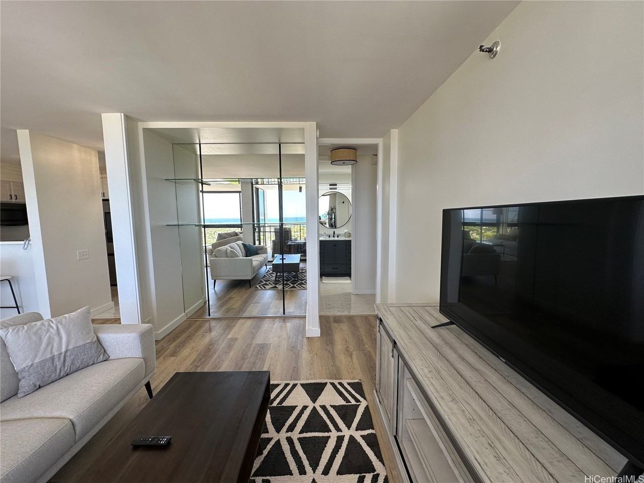 322 Aoloa St Apt 1711 #1711 - Photo 5 of 23