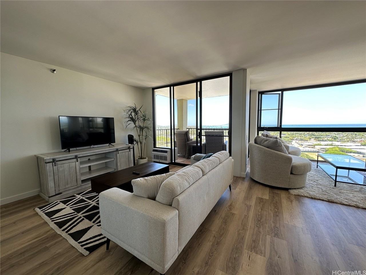 322 Aoloa St Apt 1711 #1711 - Photo 7 of 23