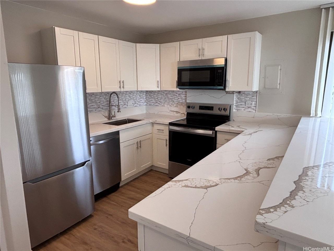 2140 Kuhio Ave Apt 1102 #1102