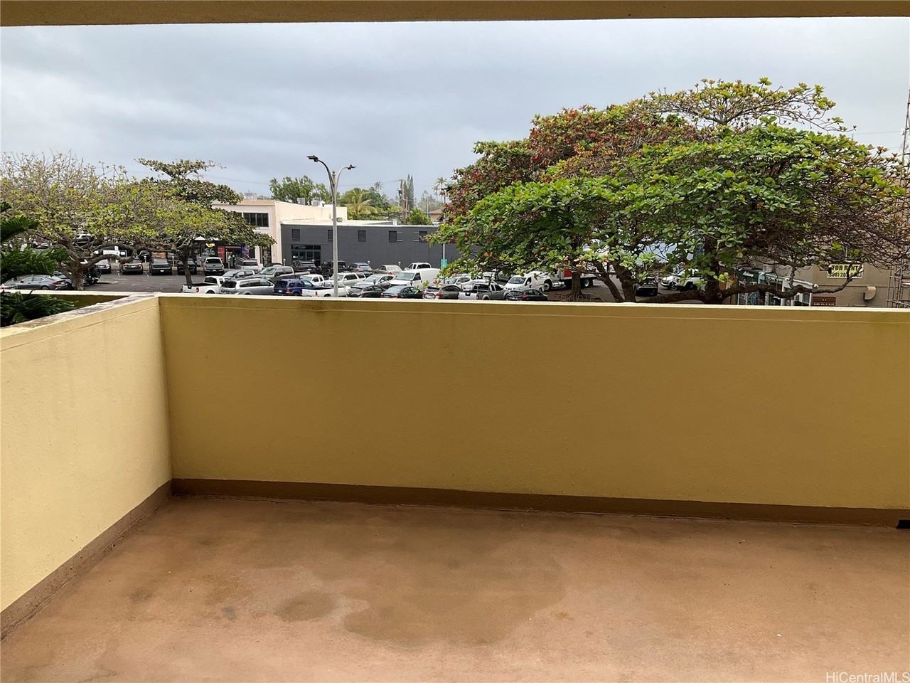 14 Aulike St Apt 306 #306 - Photo 3 of 10