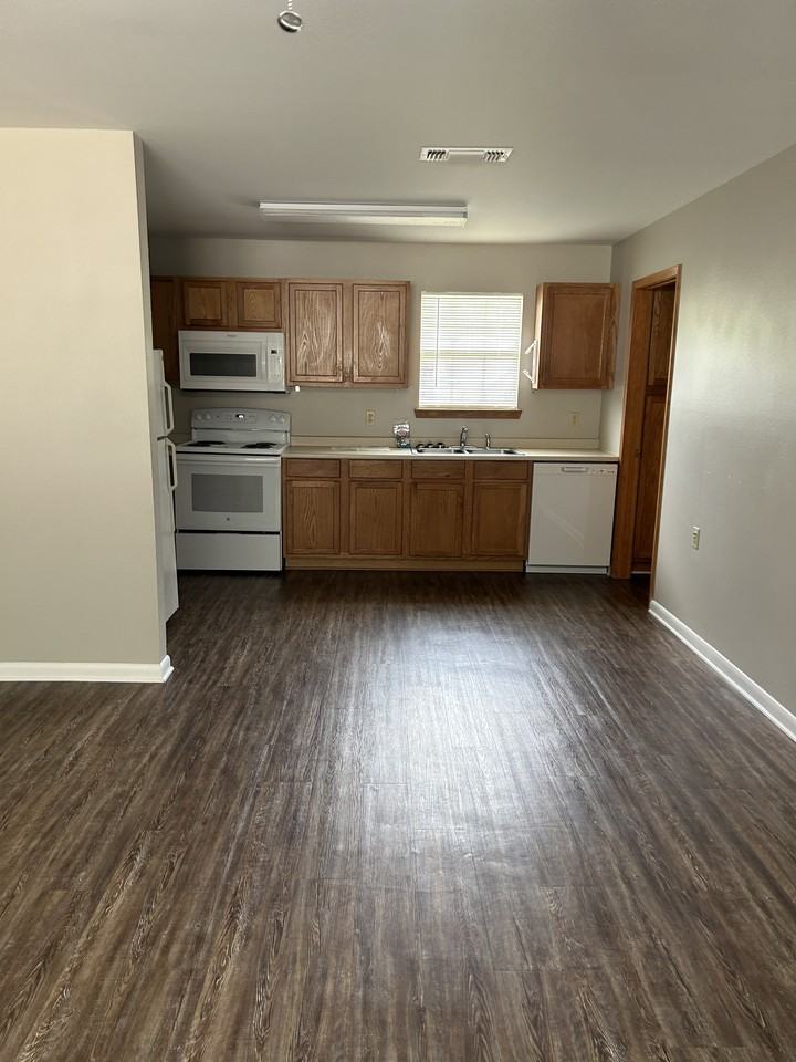 2820 W Barnett Springs Ave #2820 - Photo 5 of 24