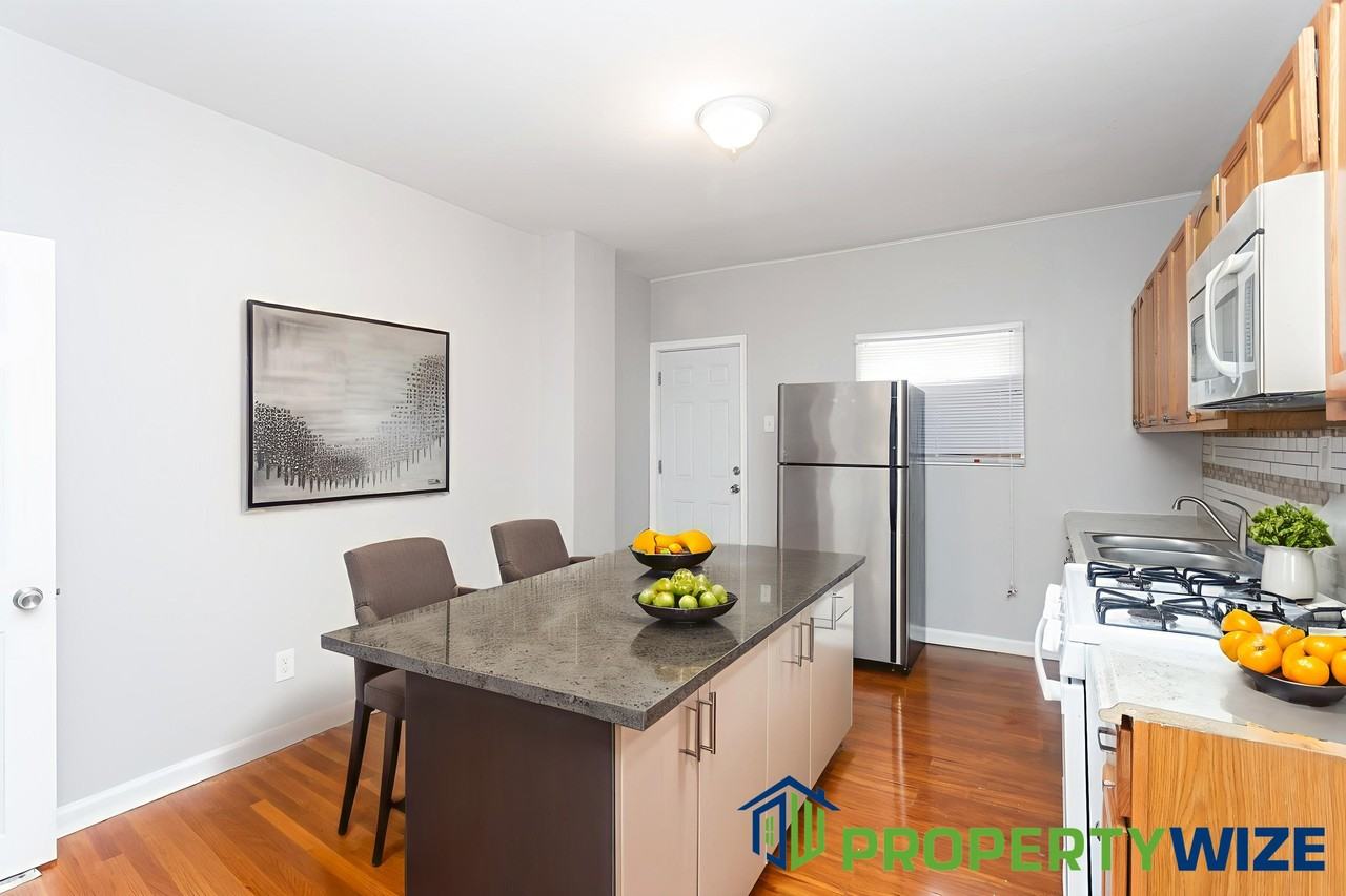 2608 Mcelderry St #1 - Photo 3 of 23