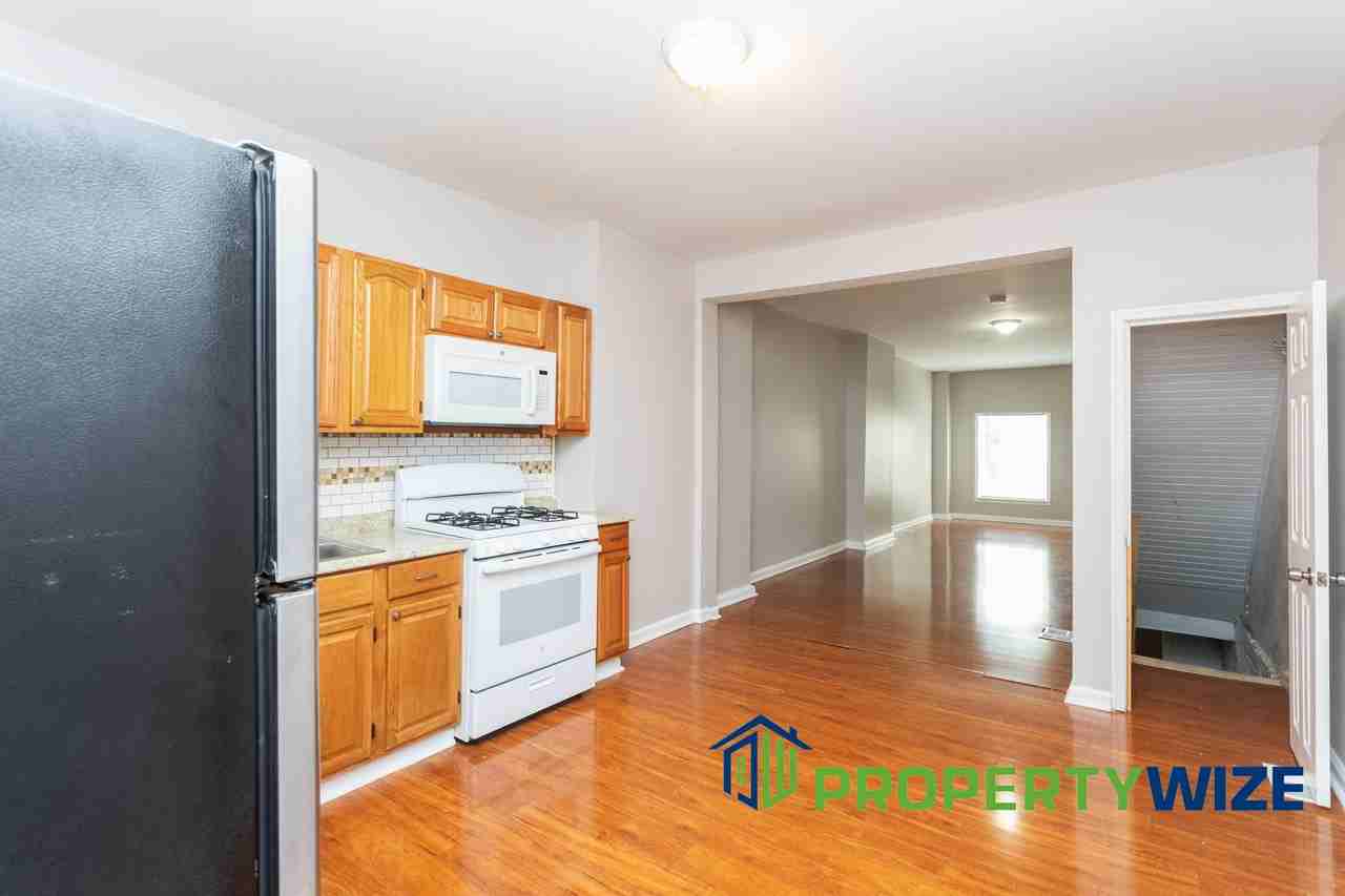 2608 Mcelderry St #1 - Photo 6 of 23