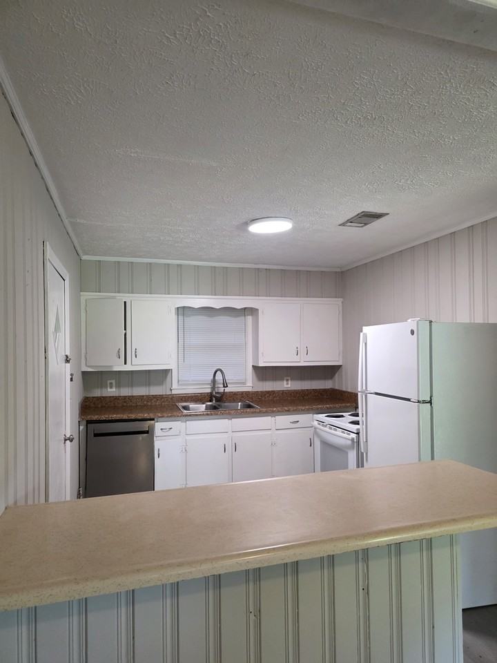 351 Brook St #1 - Photo 4 of 9