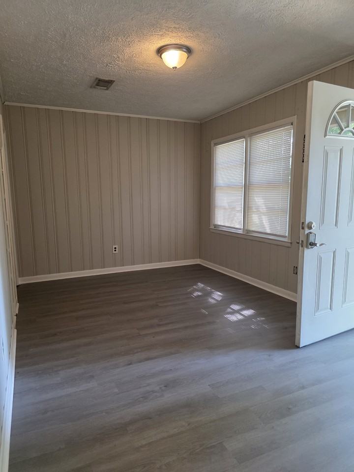 351 Brook St #1 - Photo 5 of 9