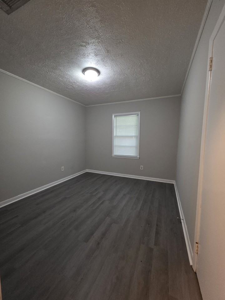 351 Brook St #1 - Photo 7 of 9