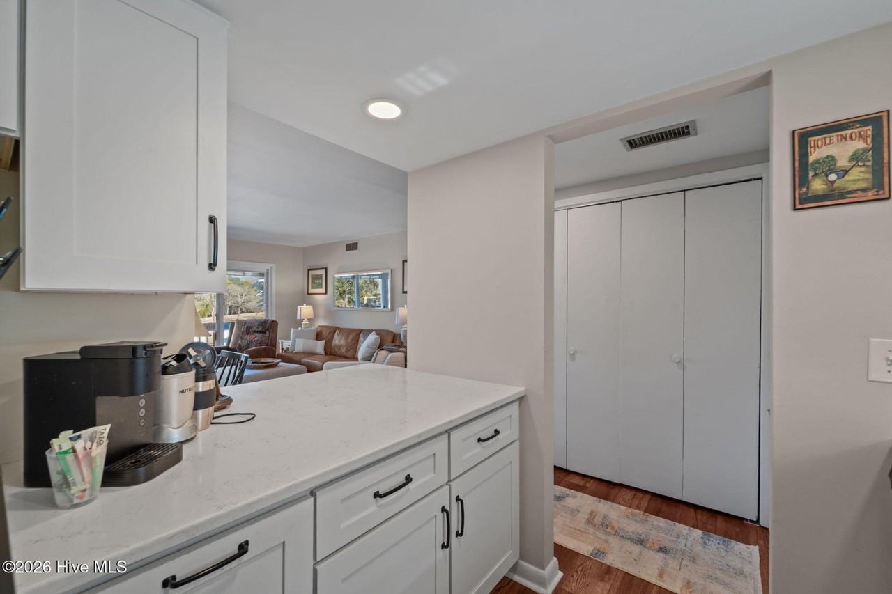 1175 Saint Andrews Dr #210 - Photo 5 of 23