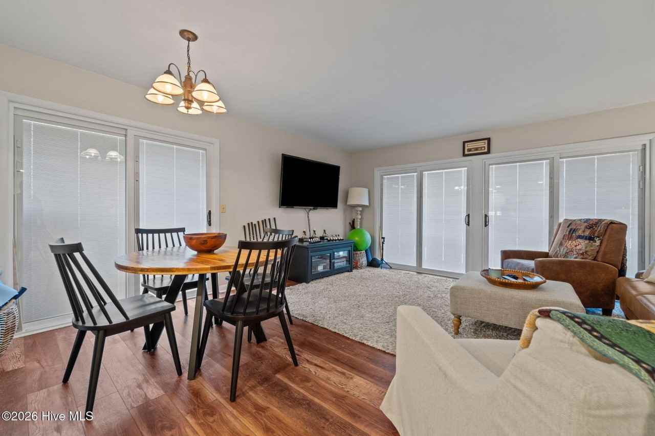 1175 Saint Andrews Dr #210 - Photo 7 of 23