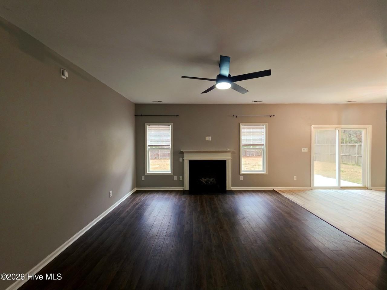 406 Hidden Oaks Dr - Photo 6 of 24