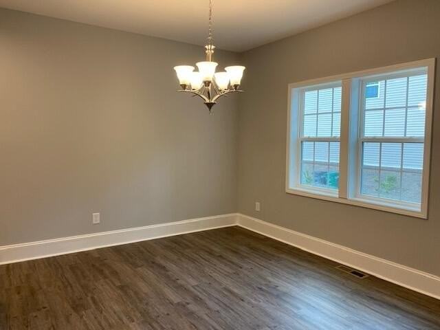 582 Gabriel Ln - Photo 6 of 25