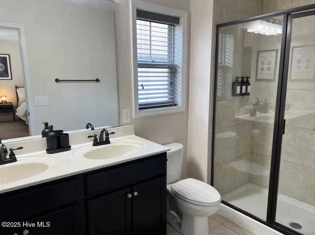 455 Ne Broad St - Photo 5 of 25