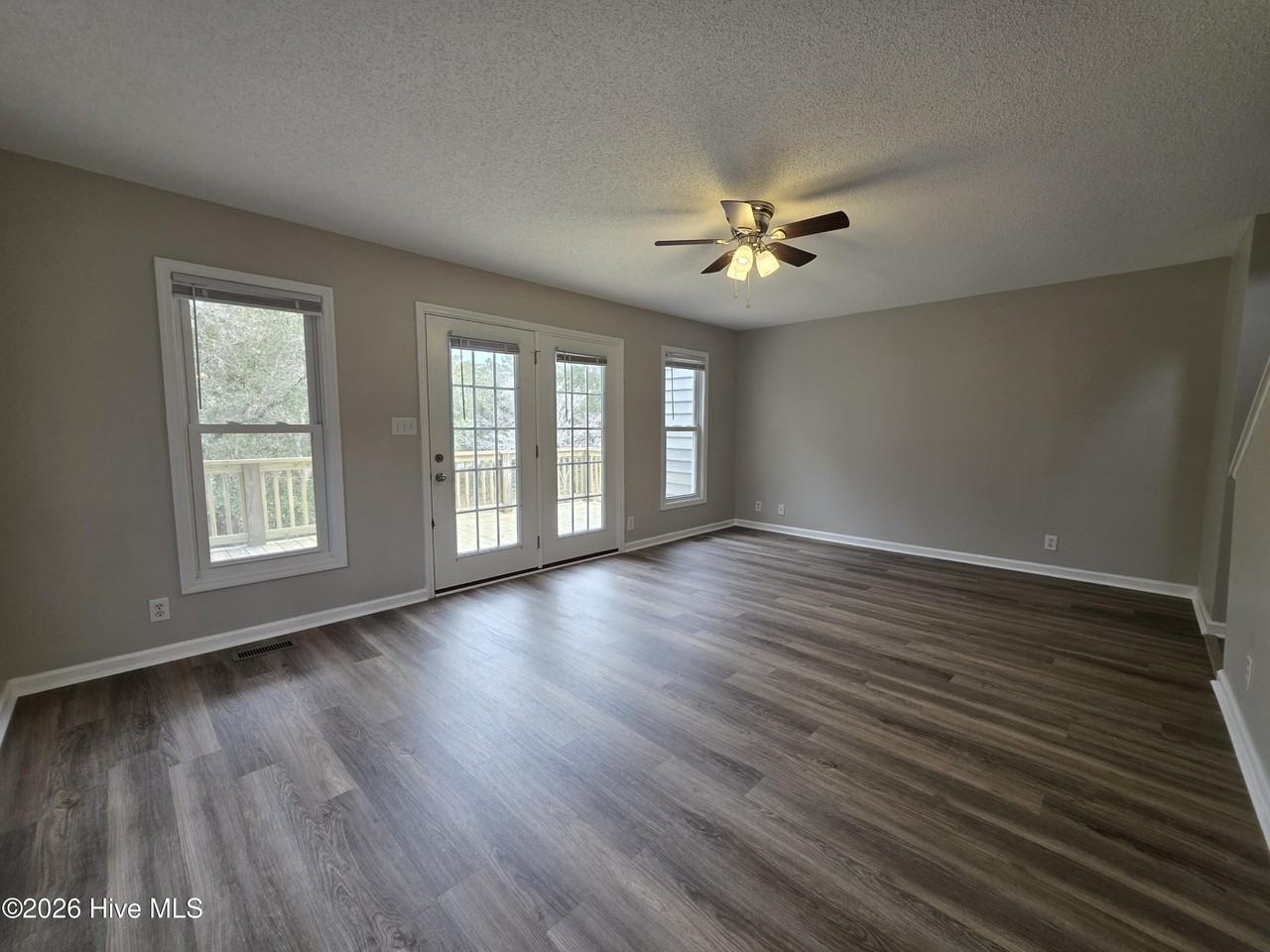 123 Jackson Ave Unit B #B - Photo 4 of 22