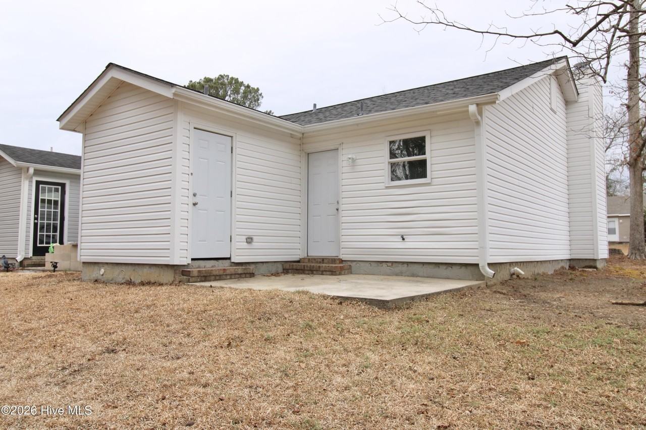 110 Hickory Grove Dr - Photo 7 of 14