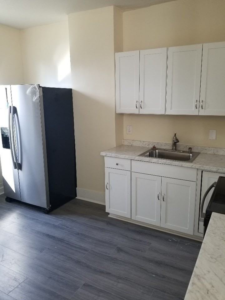 250 Telfair St Apt A #A - Photo 5 of 11