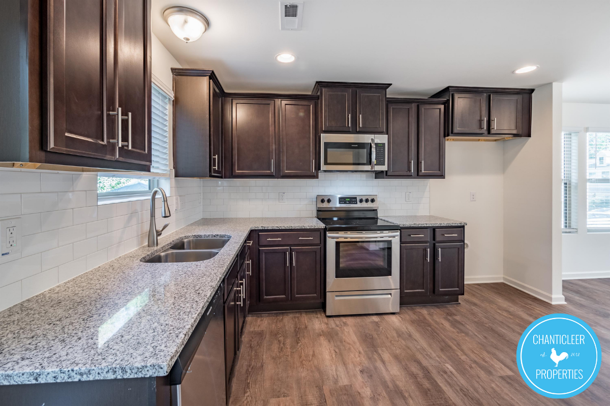 1212 Haybrook LnUnit 102 #102 - Photo 3 of 28