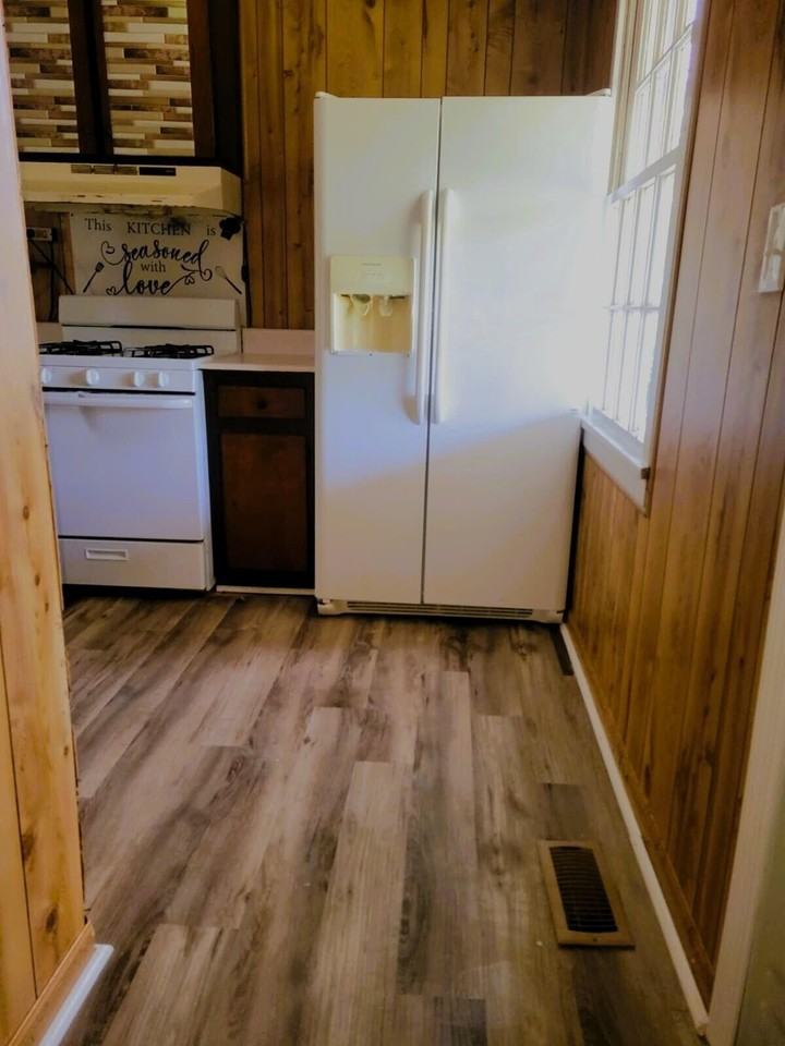 2015 Virginia Ave - Photo 2 of 11