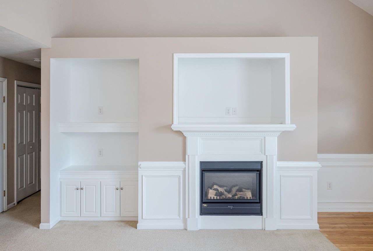 435 Snead Way - Photo 7 of 43