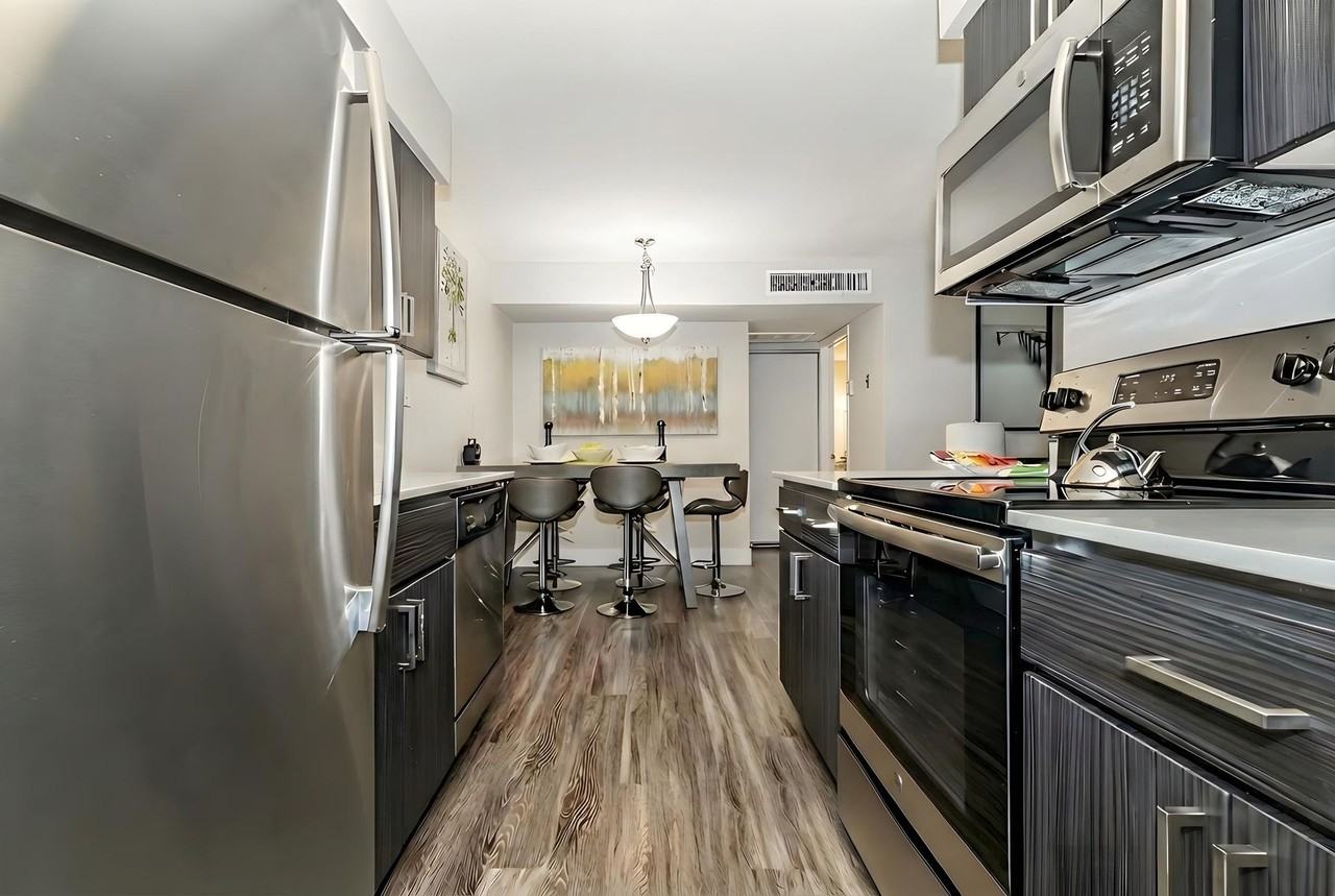 Arcadia Walk - Photo 2 of 32