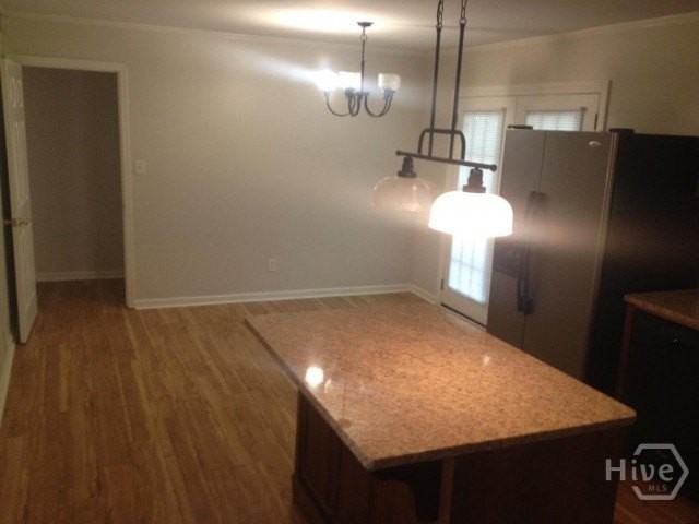 260 Sherwood Dr - Photo 3 of 7