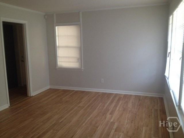 260 Sherwood Dr - Photo 4 of 7