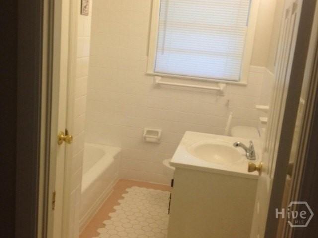 260 Sherwood Dr - Photo 6 of 7