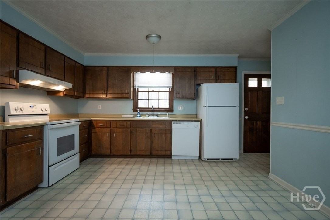 135 Mcalpin Dr - Photo 6 of 27