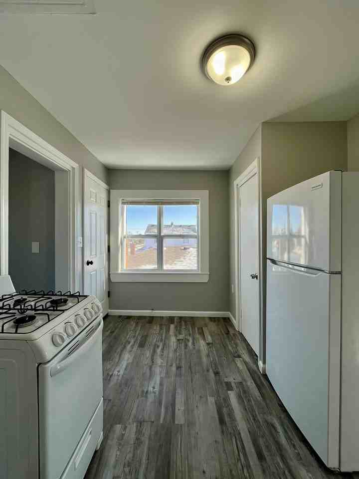 13128 Balsam St #2 - Photo 5 of 17