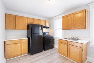 606 Bridgeboro St #B - Photo 1 of 1